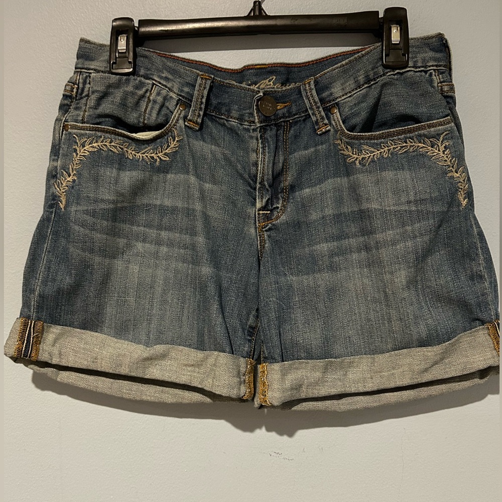 Eddie Bauer Boyfriend Distressed Jean Shorts Embroidered Leaves Women's Size 2